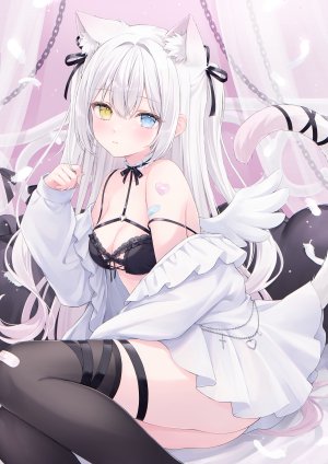 茶乃ひより,兽耳,创可贴,bra,garter,异色瞳,lingerie,猫耳,开衫,睡衣,丝袜,翅膀