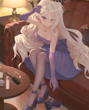 蔚蓝档案,空崎ヒナ,hina,yuye,single,长发,長身像,视线正对,前发,脸红,breasts,開口,坐姿,紫色眼,露肩,白发,少女,连衣裙,手套,裤袜,長手袋,领结,光晕,项链,灰发