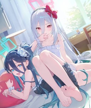 suye,tendou_aris,天童Kei,蔚蓝档案,光晕,萝莉,No-Bra,睡衣,胖次,掀裙