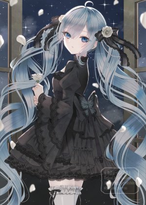 初音ミク,VOCALOID,paruno,呆毛,碧眼,青发,breasts,连衣裙,哥特式洛丽塔,发饰,holding,萝裙,长发,长袖,视线正对,花瓣,rose,天空,single,丝袜,双马尾,超长发