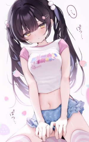 原创,ゆんみ,黑发,脸红,breasts,棕色眼,发饰,长发,视线正对,露脐,胖次,衬衫,坐姿,短裙,single,丝袜,双马尾,下着,超长发,白背景,黄色眼